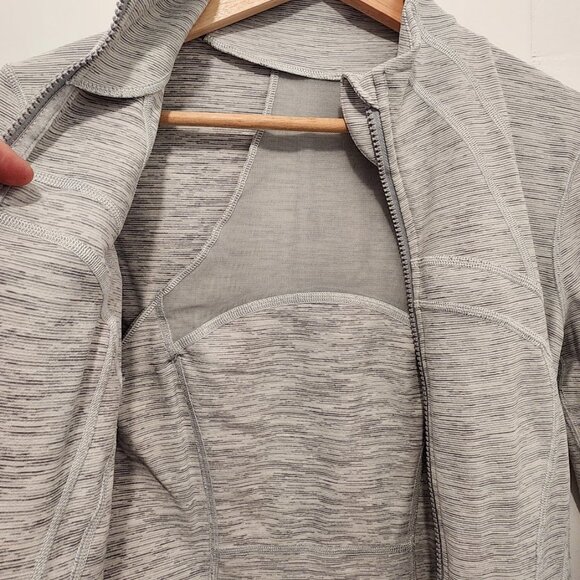 Lululemon Define Jacket Women's Size 6 Light Gray We Are From Space Pattern - Picture 13 of 13